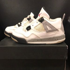 Kids size 9c Jordan 4 Retro BT
